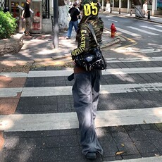 美式高街设计感闪电刺绣牛仔裤男女宽松直筒街头休闲裤NZ8016，男装牛仔裤，星座516A