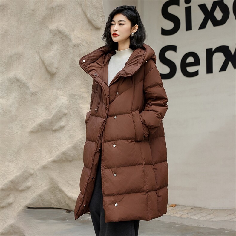 现货现货现货24冬季新款90白鸭绒长款直筒型羽绒服,女装羽绒服,阳光伊恋