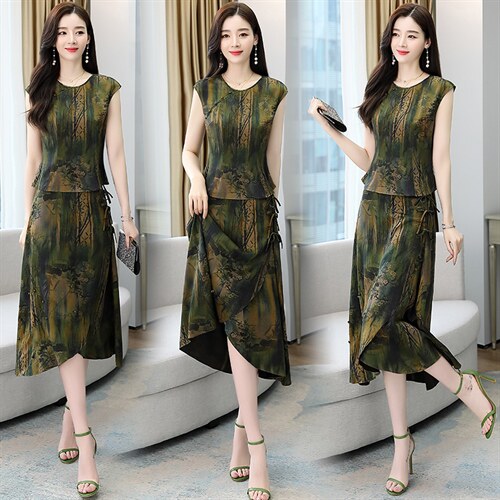 十三行高端棉麻连衣裙女夏2025新款贵夫人品牌时尚妈妈气质两件套图片