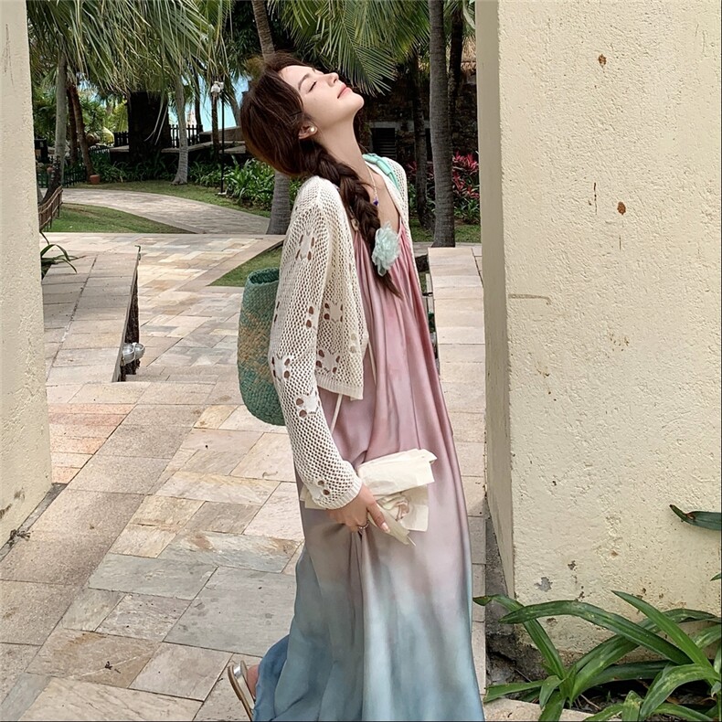 高级感渐变吊带连衣裙套装女2025夏新款度假风镂空开衫长裙两件套图片