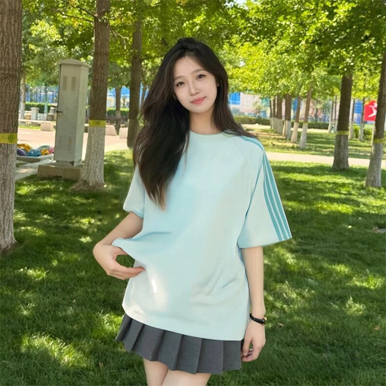 抖音得物品质二开240克宽松纯棉美式潮牌印花三条杠中性风短袖T恤，男装T恤，电商A486-1