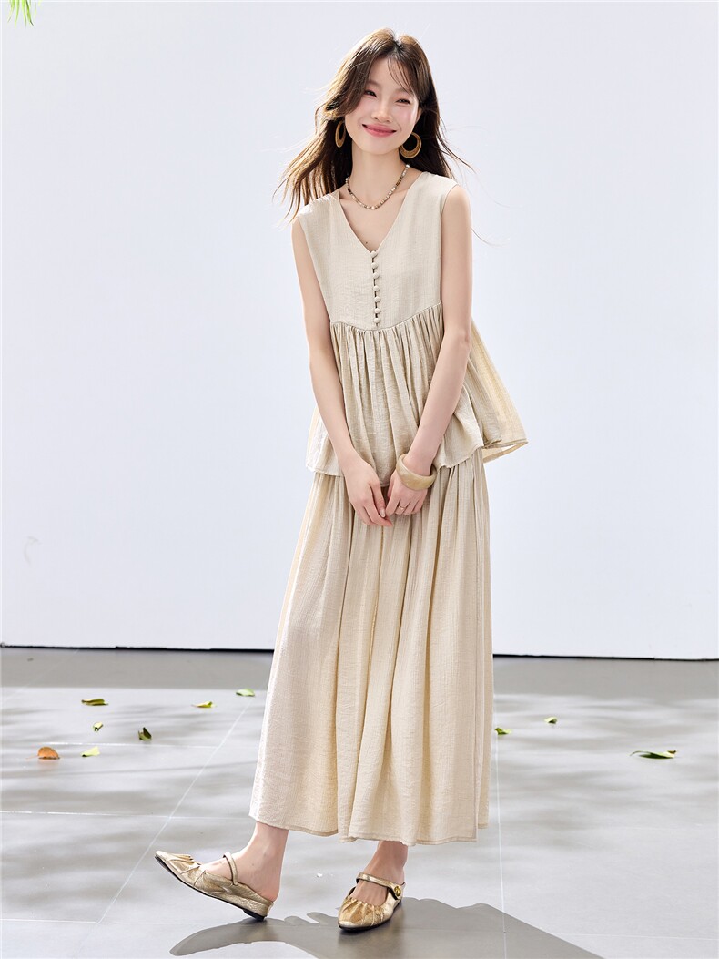 夏季新款现货！2026休闲风宽松版v领单排扣显瘦大裙摆两件套装女,女装套装/套裙,央宝儿