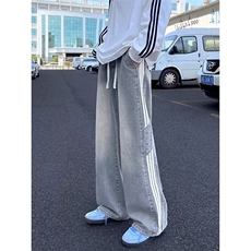 蓝色