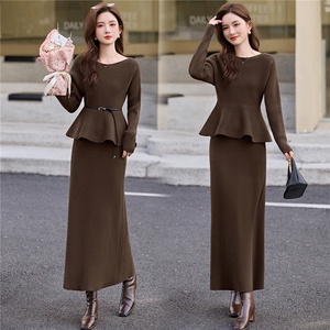 新款收腰伞摆毛衣上衣+长款毛裙半裙两件套套裙图片
