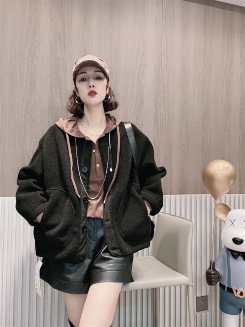 字母皮毛一体外套ＭL，其它，可纳奇