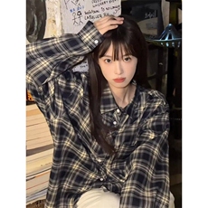 藏青色