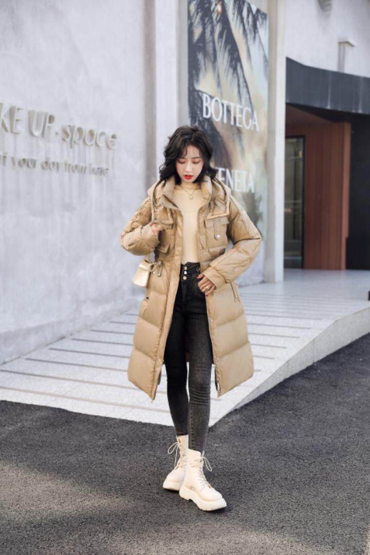 新款羽绒服，女装羽绒服，伊越
