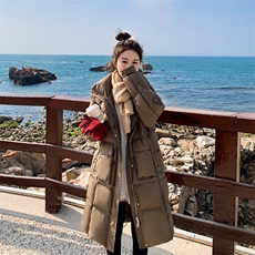 立领羽绒服女中长款2023年冬季新款经典时尚气质百搭连帽保暖外套，女装羽绒服，辉之琳