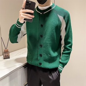 轻熟风修身圆领撞色棒球服款开衫单排扣学院风针织外穿毛衣 S599图片
