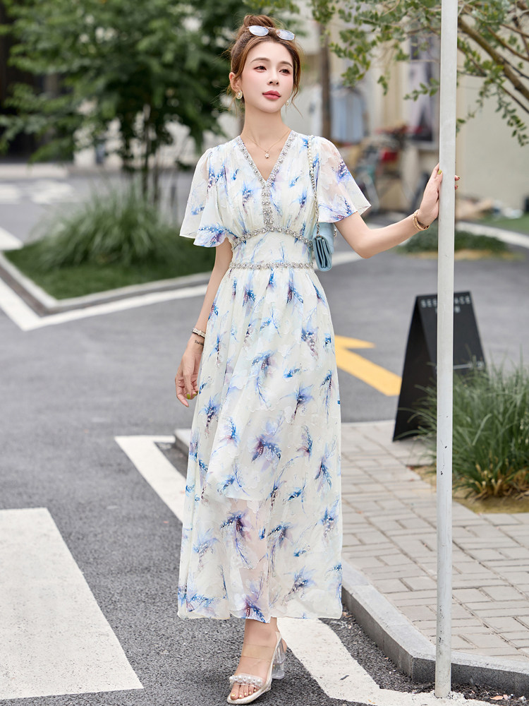 法式印花短袖连衣裙女2025夏季新款收腰显瘦优雅镶钻拼接v领长裙,女装连衣裙,辉煌依升