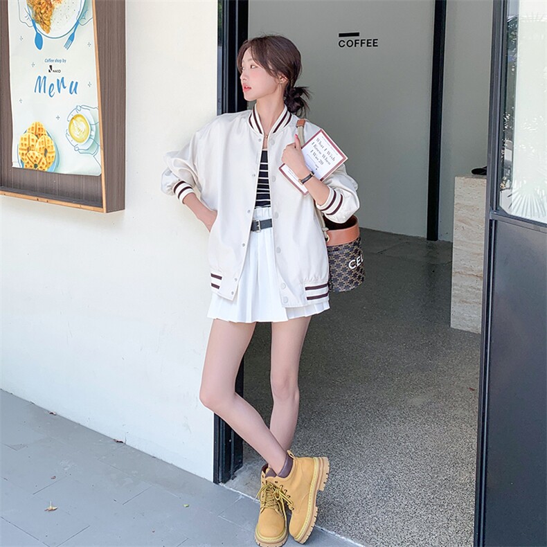 2023年秋季字母棒球服夹克外套82389-P135-K188,女装短外套,辉之琳