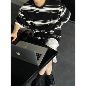 新款！纯棉高质量版型条纹短袖简约百搭cleanfit风男女同款 TW60图片
