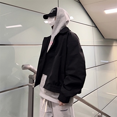 黑色