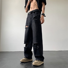 黑色