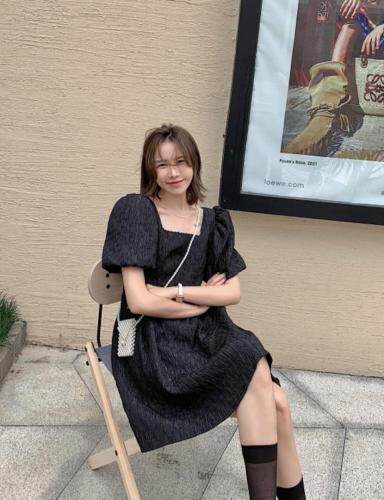 方领小钻连衣裙，女装连衣裙，晶晶