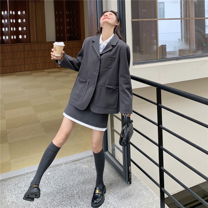 灰色减龄气质小西装套装裙女秋2025新款韩版小个子西服短裙两件套,女装套装/套裙,2C016