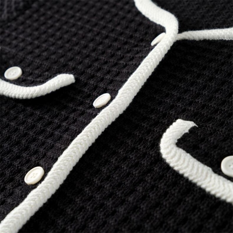 2025年秋季新款黑白撞色针织开衫休闲通勤百搭时尚,针织衫/毛衣,致织羊绒