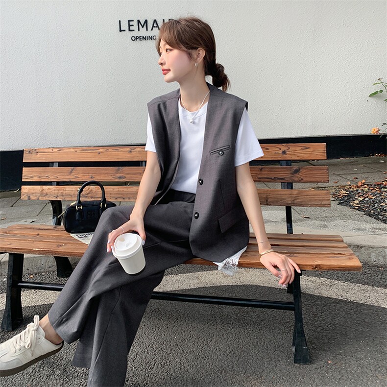 灰色高级感蕾丝拼接西装马甲套装女2025春季新款轻熟风西裤两件套,女装套装/套裙,秋水欣儿