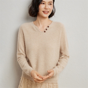 时尚优雅女士衫 10%带扣套头设计 显瘦百搭秋冬必备图片