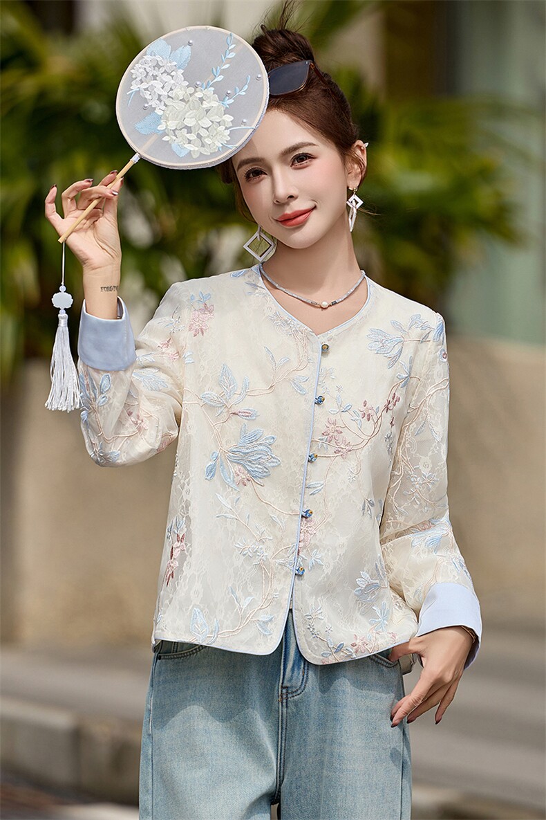 新中式国风刺绣蕾丝短外套女春秋季高级感洋气显瘦小个子气质上衣,女装短外套,布芭啦