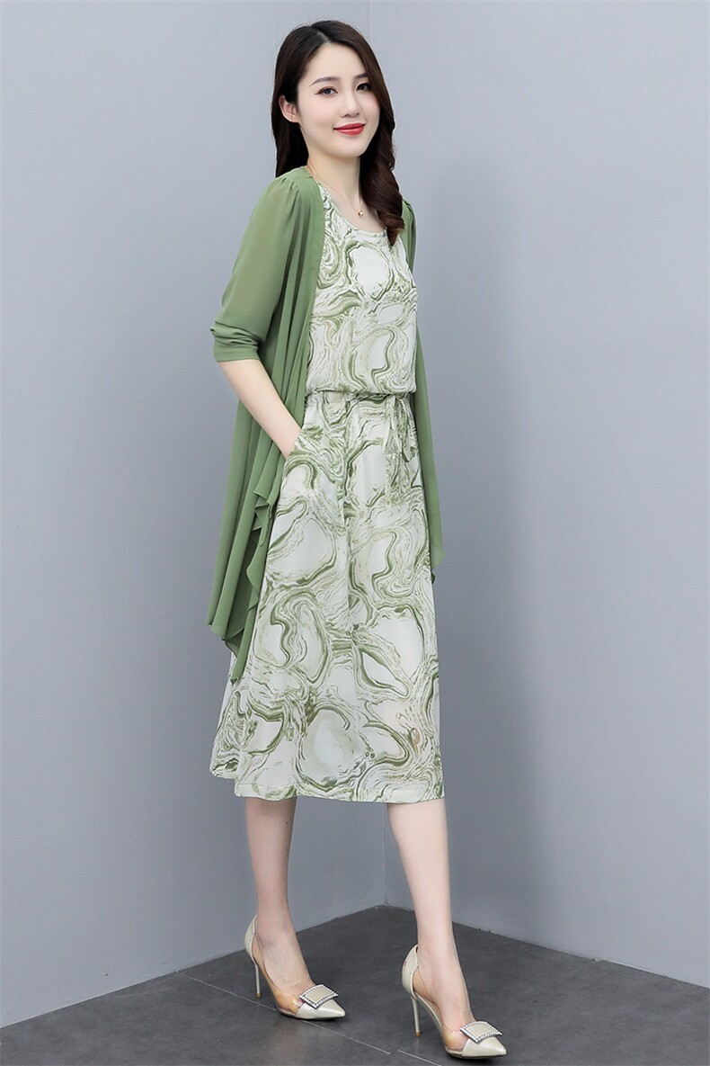 风衣连衣裙两件套女2024年春秋新款时尚气质女神范洋气碎花裙套装,女装套装/套裙,牡丹诺