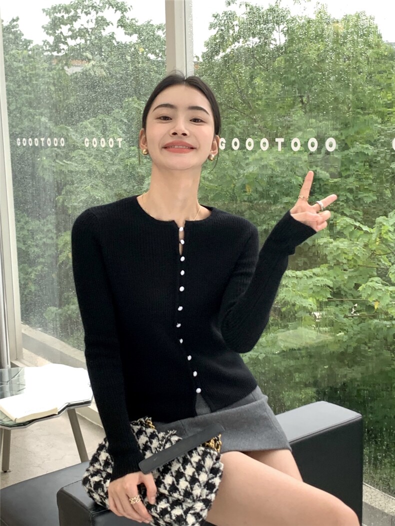 秋冬新款圆高领女纽扣修身开衫上衣针织衫百搭,针织衫/毛衣,玛卡隆羊绒