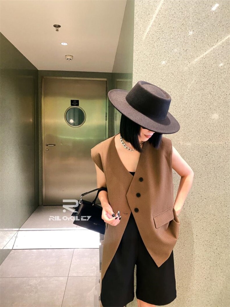 2022秋装新款马甲，女装马甲，雷洛奇丽
