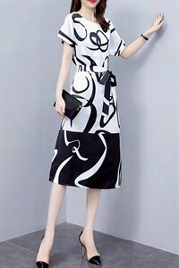 连衣裙2022年夏季减龄显瘦收腰潮流韩版短袖，女装连衣裙，时尚俏佳人