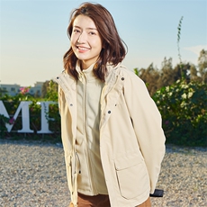 女卡其