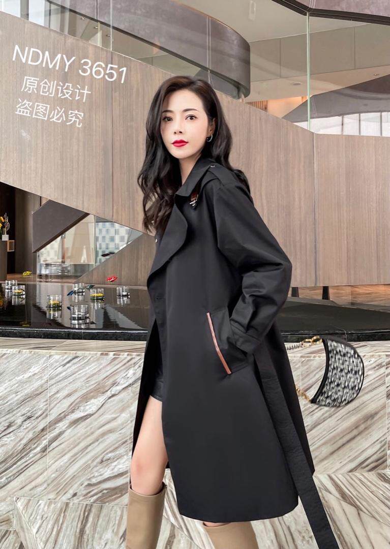 现货风衣，女装风衣，尼帝曼依