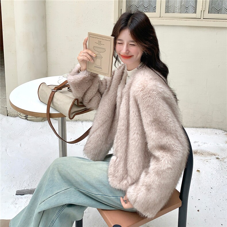 现货主推2025冬季新款时尚环保皮草毛毛外套女短款1510-P165K258,女装皮草,欣美人