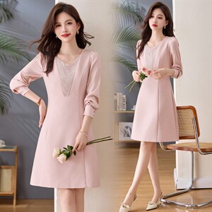 2026春季新款简约时尚休闲女装连衣裙，女装连衣裙，美沁