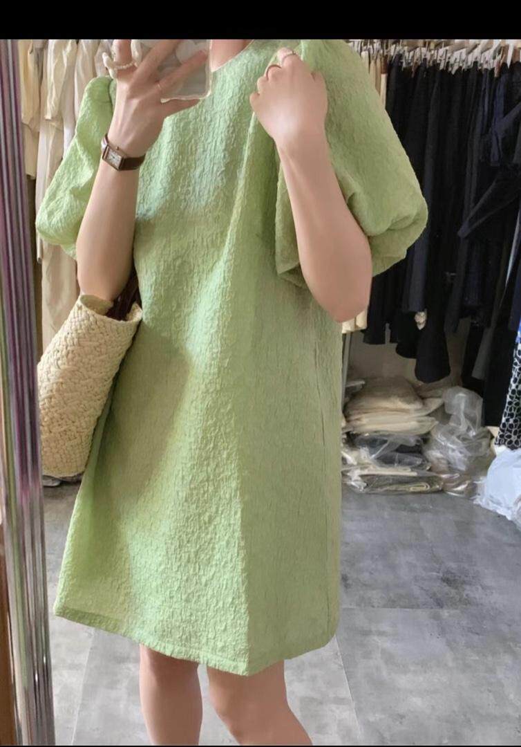 肌理感连衣裙显白，女装连衣裙，欧妮卡蒂蔓