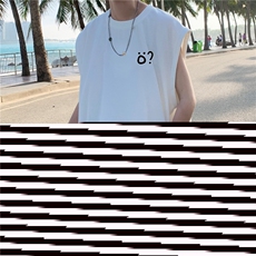 白色