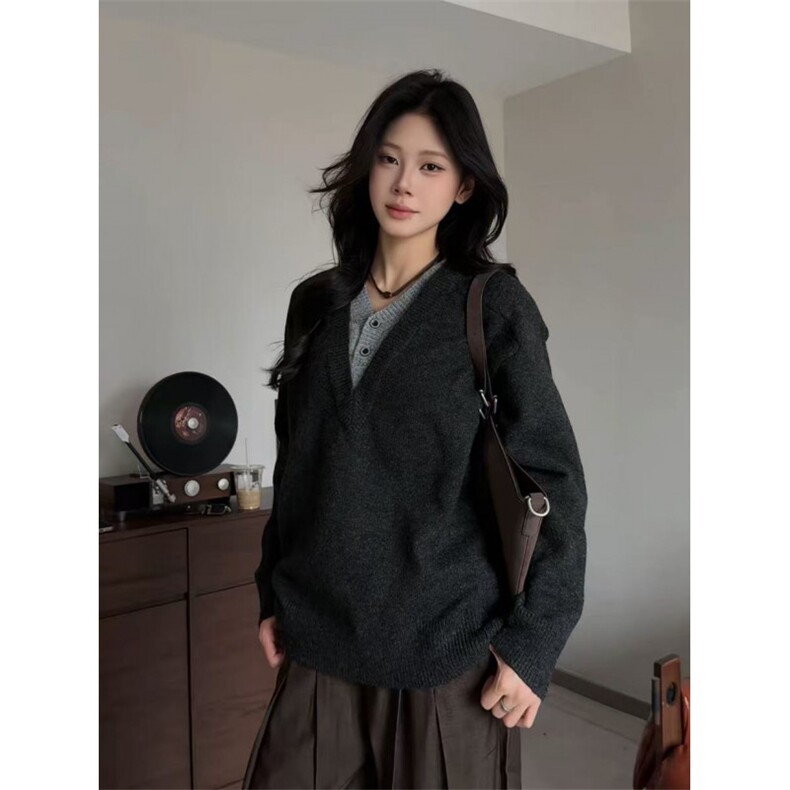 老钱风绵羊绒毛纱线深V领毛衣男秋冬高级感假两件针织衫ZZS16P65，男装针织衫/毛衣，电商D256