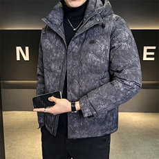 黑灰色