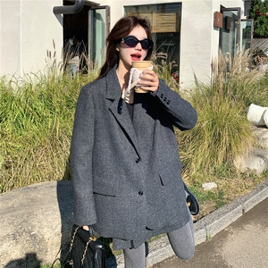 2C085-Q126  主推款 90白鸭绒西装羽绒服西装套装+裙裤图片