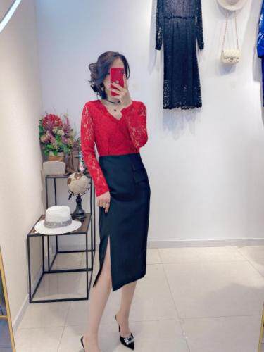 春款蕾丝拼接连衣裙,女装连衣裙,珀莎