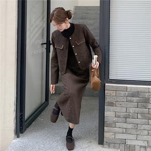 现货-高级感时尚套装2025年秋冬新款加厚夹棉气质两件套套装女，女装套装/套裙，霓裳依族