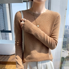 简约无缝2025秋冬圆领山羊绒衫女亲肤纯色打底毛衣内搭针织羊毛衫，女装羊绒衫，美轩羊绒