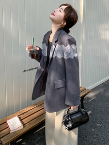 蕾丝拼接灰色西装外套女2025春季新款韩系休闲气质高级感炸街西服图片