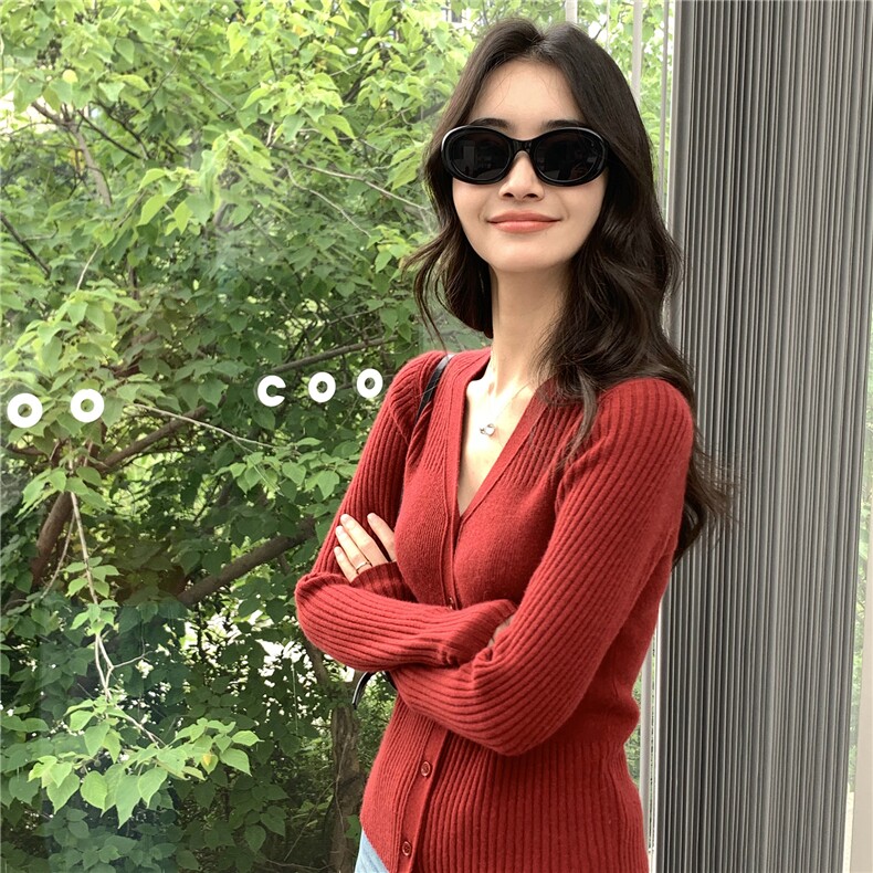 2025秋冬百搭时尚简约v领纽扣开衫针织衫,女装羊绒衫,玛卡隆羊绒