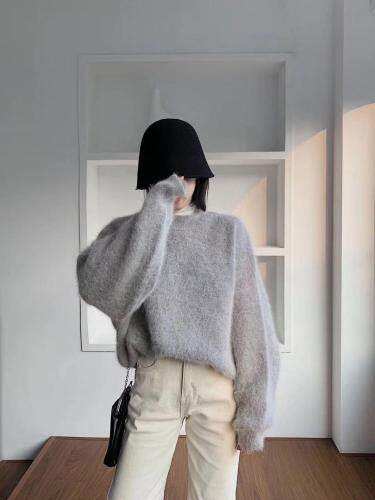 【现货】柔软舒适半高领宽松水貂毛毛衣，女装针织衫/毛衣，DVZ