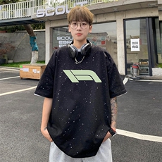 黑色