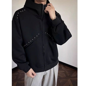JY683-P53 美式痞帅铆钉拼接连帽卫衣图片