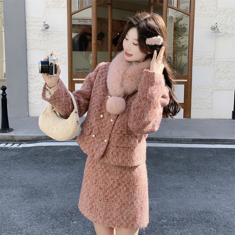 2025时尚小香风套装90白鸭绒内胆配真狐狸毛领2D045批320控488,女装羽绒服,2D045
