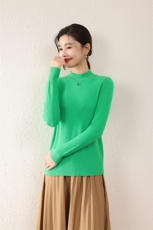 秋冬季新款女时尚百搭显瘦半高领显瘦纯色针织衫，女装针织衫/毛衣，伊美侕