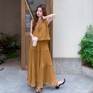 黄色无袖上衣半身裙套装女夏2025新款法式减龄气质长裙两件套爆款图片