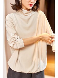 宽松休闲中高领打底衫图片