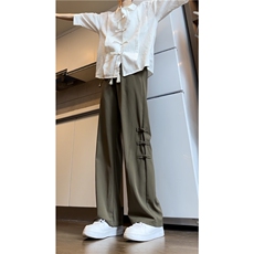 军绿色